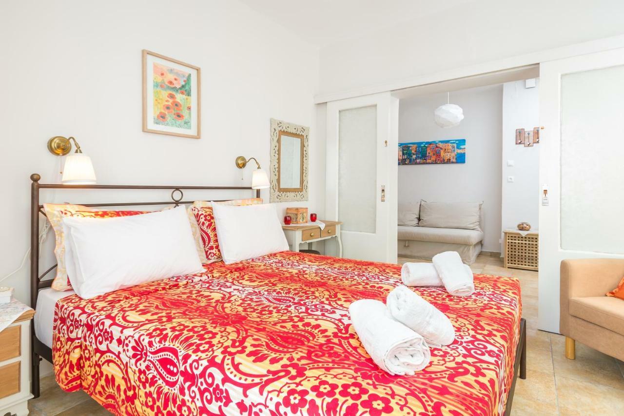 Venetian 27 *